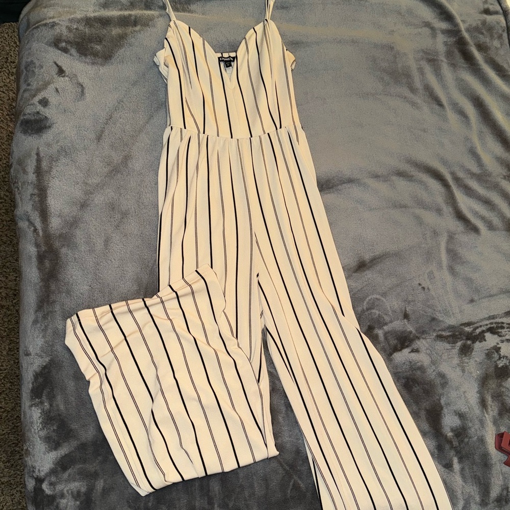 Women’s pant suit